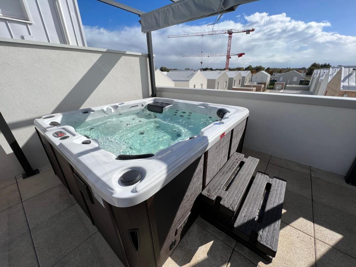 Disney/Paris -Jacuzzi -3 Bedroom Bussy-Saint-Georges Exteriör bild